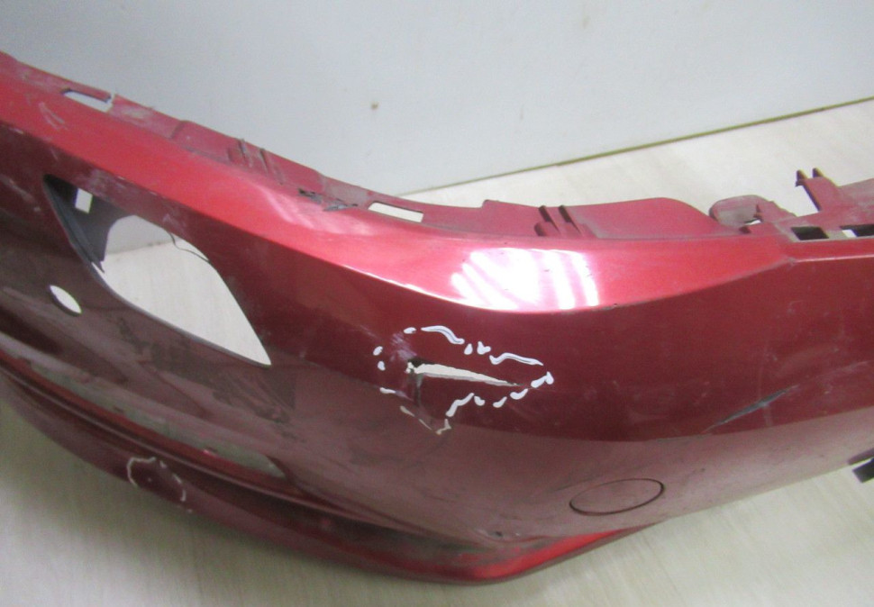 Бампер передний Volkswagen Golf 7 (12-17) oem 5G0807217 (трещины) (скл-3)