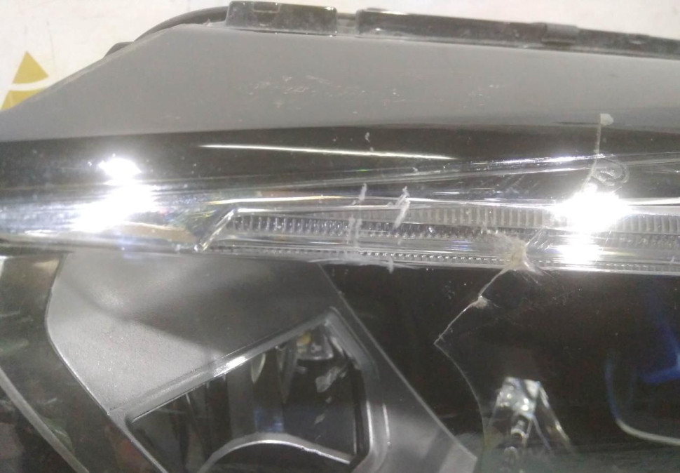 Фара лазерная левая бу BMW X5 G05 OEM 63119850425