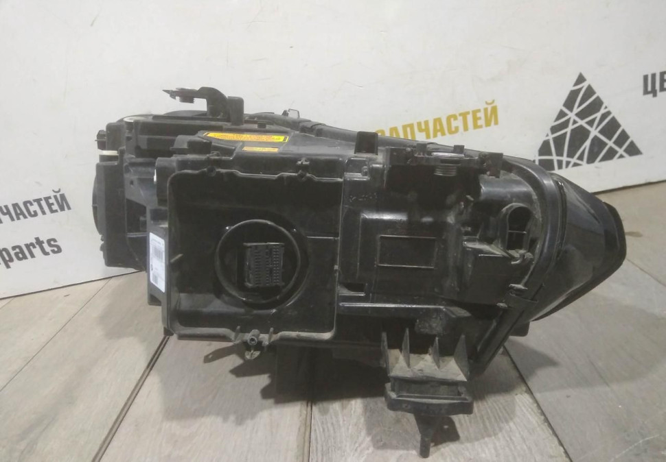 Фара лазерная левая бу BMW X5 G05 OEM 63119850425