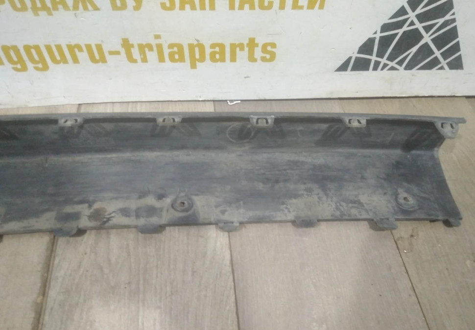 Накладка заднего бампера Renault Kangoo (08>) oem 8200436724 Накладка заднего бампера Renault Kangoo (08>) oem 8200436724