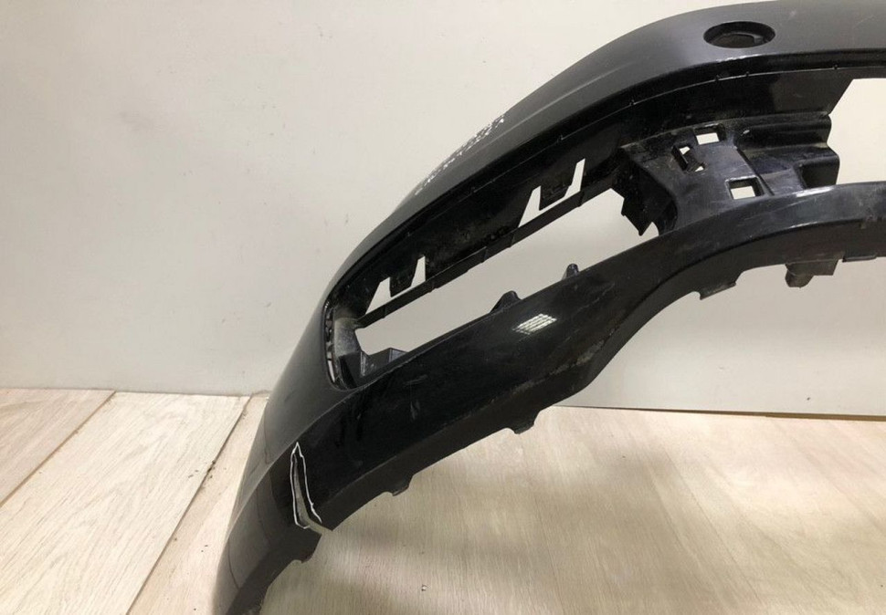 Бампер передний Volkswagen Polo седан рест Oem 6RU807221A (трещина)