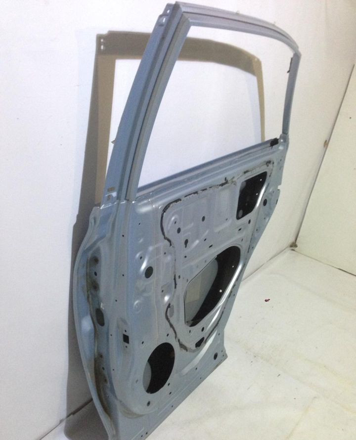 Дверь зад прав Lexus RX 09- (скл-3) Дверь зад прав Lexus RX 09- (скл-3)