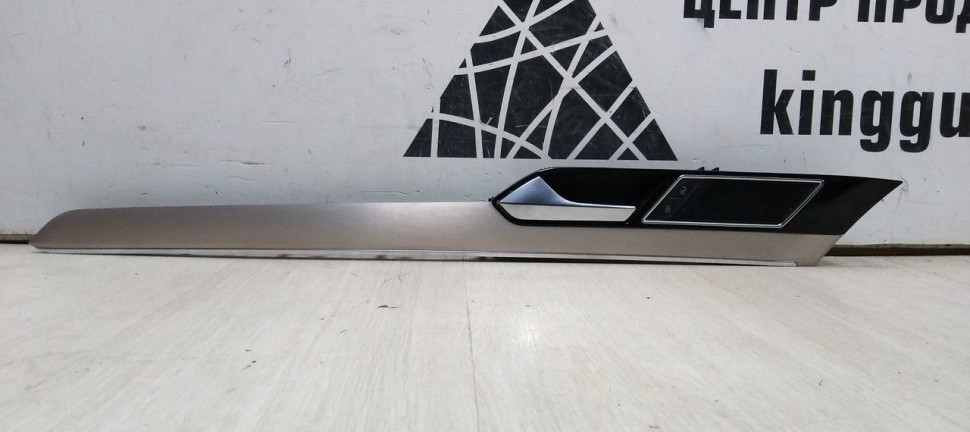 Накладка передней левой двери Volkswagen Passat B8 2014> oem 3G1867409ANF5