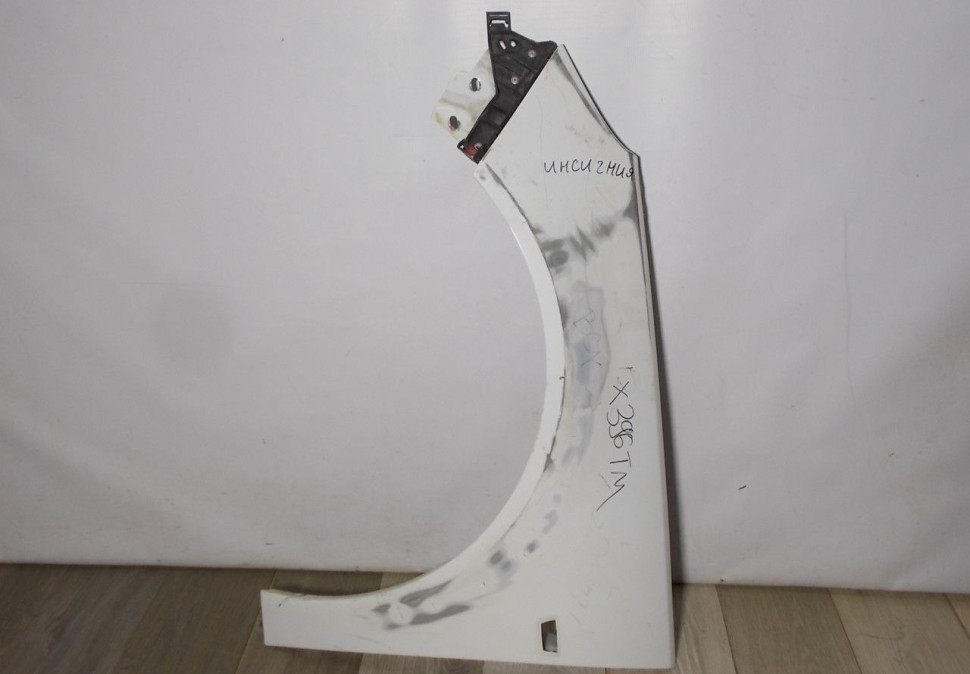 Крыло переднее левое бу Opel Insignia OEM 6102365