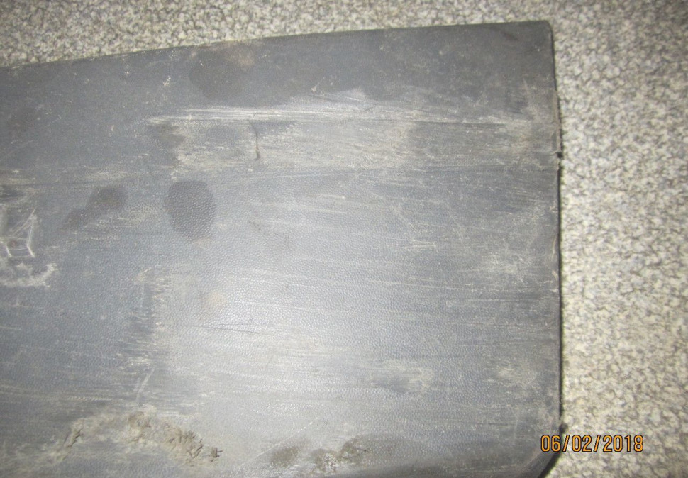 Накладка переднего бампера левая Volkswagen Transporter T5 (03-15) потертости oem 7e0807819 (скл-3) Накладка переднего бампера левая Volkswagen Transporter T5 (03-15) потертости oem 7e0807819 (скл-3)