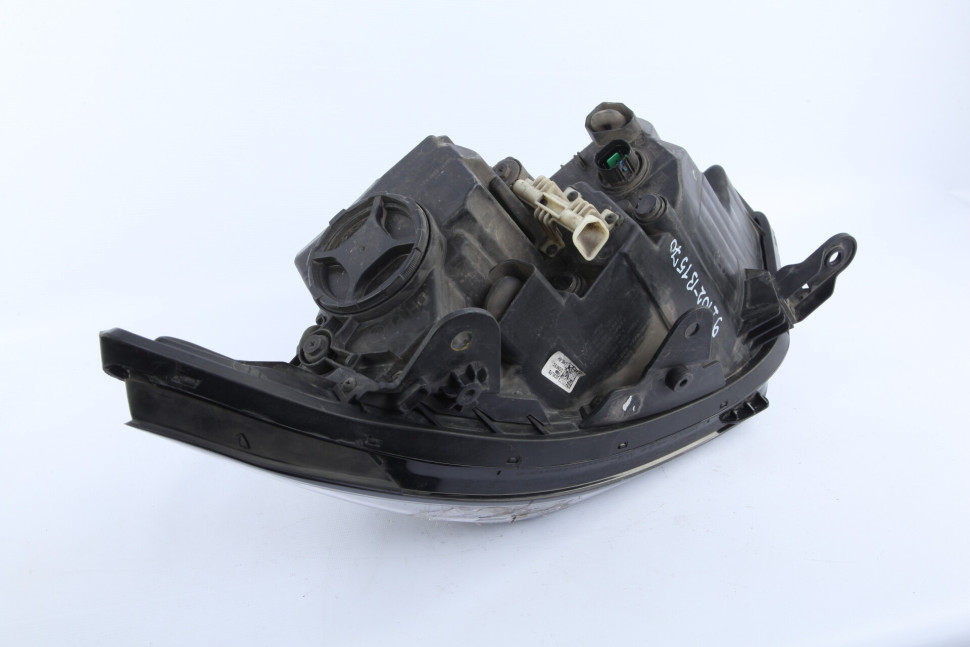 Фара правая LED Genesis G80 DH 2016 oem 92102B1570
