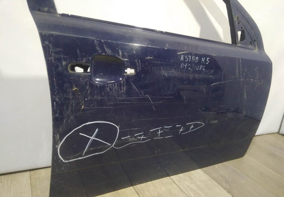 Дверь передняя правая б/у Opel Astra H5 OEM 0124086