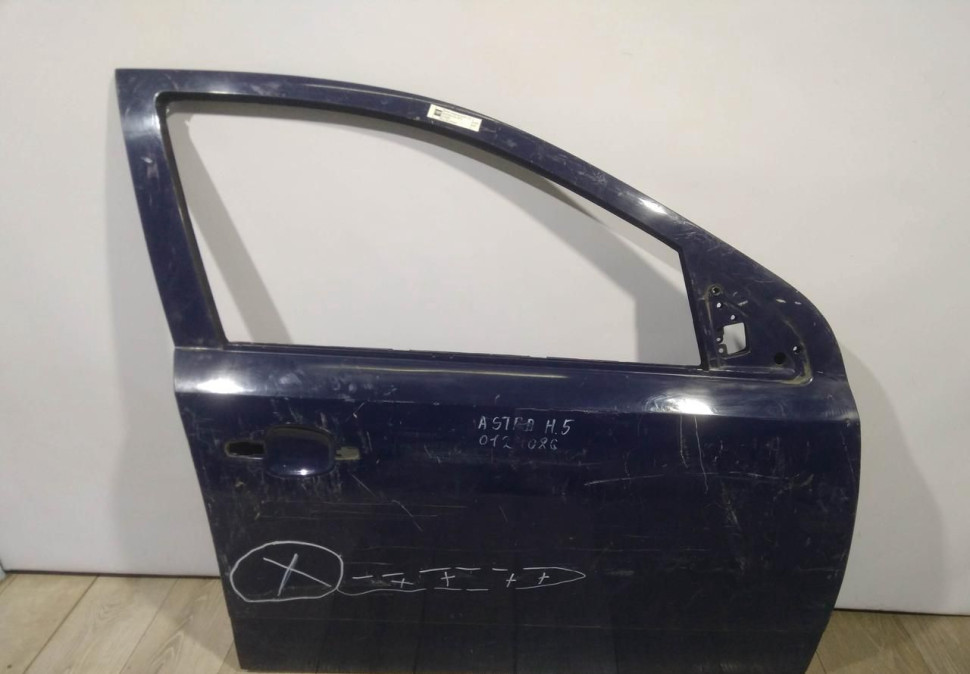 Дверь передняя правая б/у Opel Astra H5 OEM 0124086