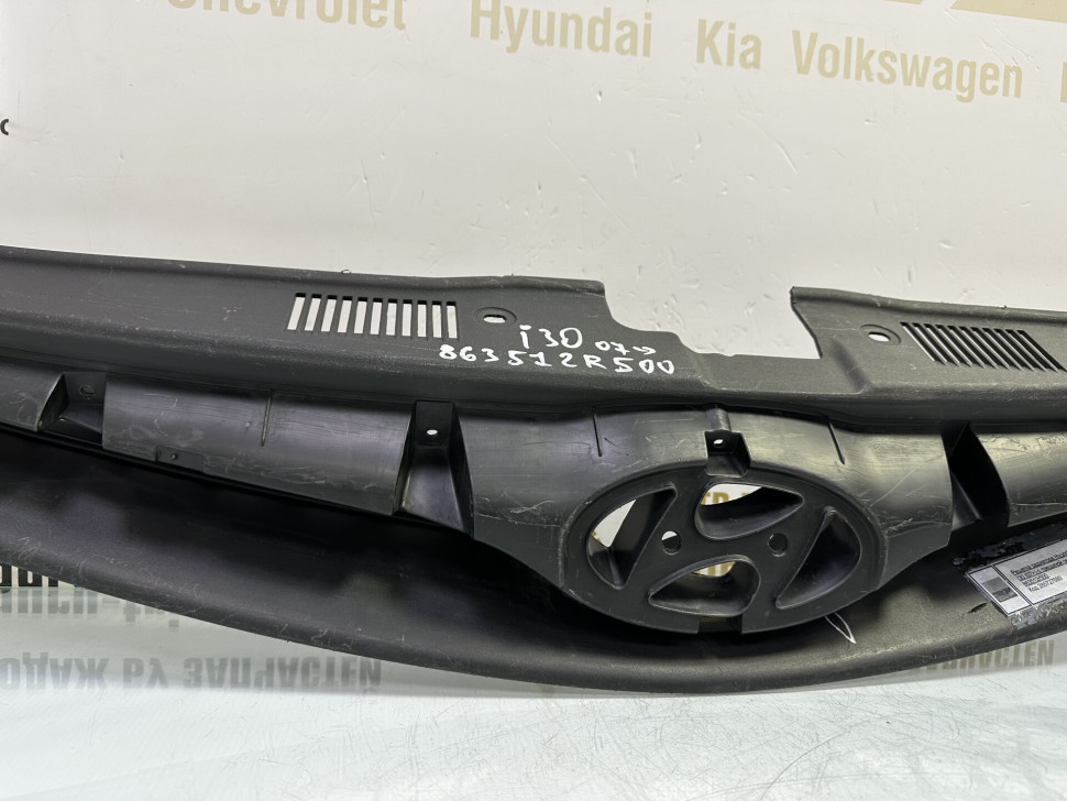Решетка радиатора Hyundai I30 1 FD рестайлинг 2010 OEM 863512R500