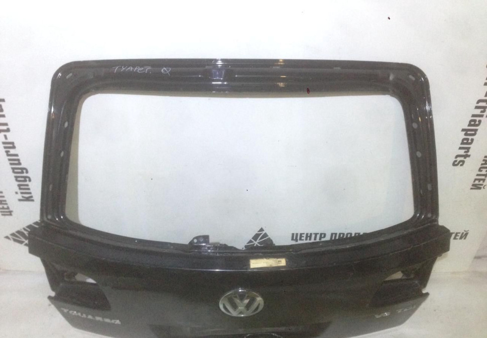 Крышка багажника Volkswagen Touareg 1 (03-10) oem 7l6827105 (скл-3) Крышка багажника Volkswagen Touareg 1 (03-10) oem 7l6827105 (скл-3)