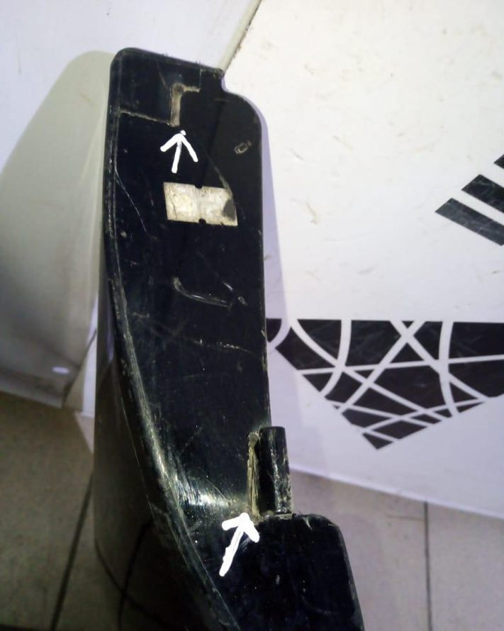 Бампер задний Uaz Patriot oem 3166382804015 (трещины)(скл-3) Бампер задний Uaz Patriot oem 3166382804015 (трещины)(скл-3)