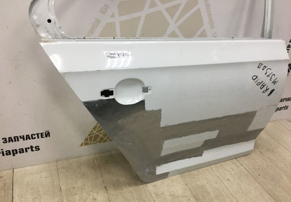Дверь задняя правая Skoda Rapid OEM 5JA833052A Дверь задняя правая Skoda Rapid OEM 5JA833052A