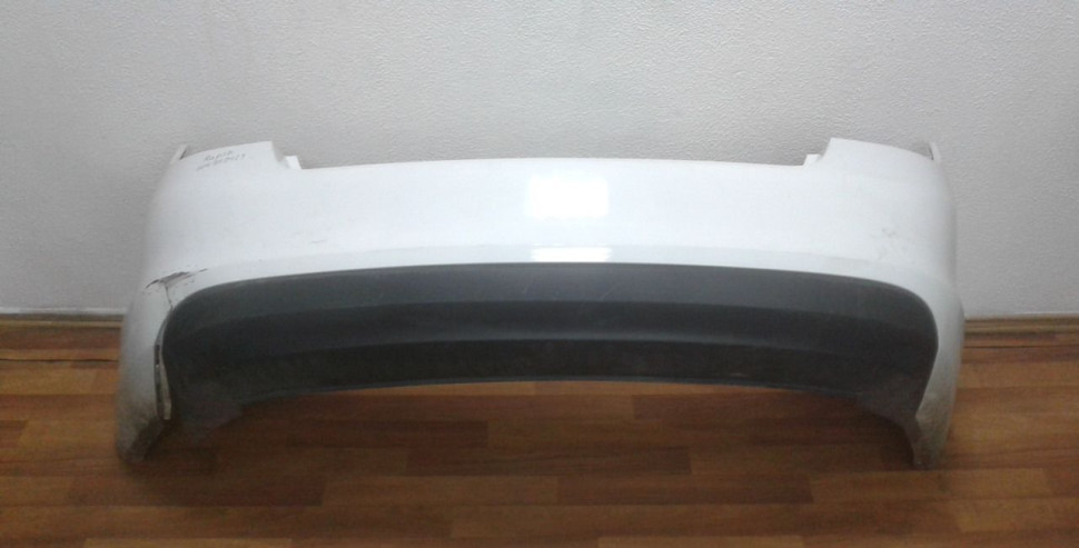 Бампер задний бу Skoda Rapid OEM 60U807421 (В)