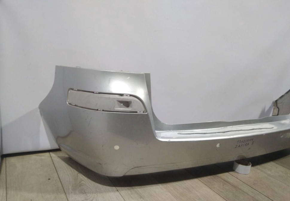 Бампер задний бу Opel Zafira B OEM 13125014