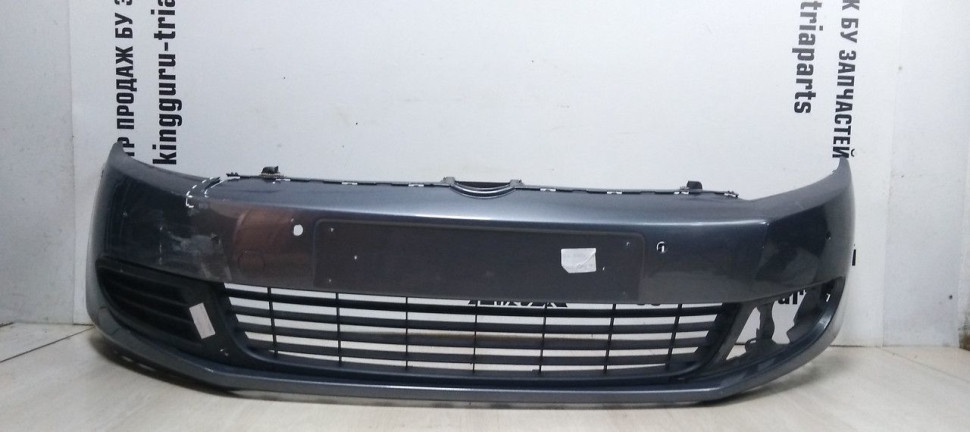 Бампер передний Volkswagen Golf 6 oem 5k0807221