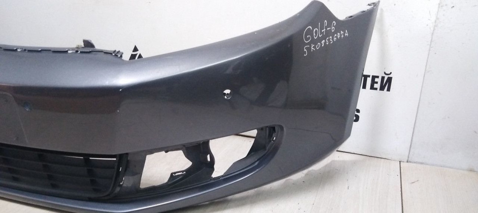 Бампер передний Volkswagen Golf 6 oem 5k0807221 Бампер передний Volkswagen Golf 6 oem 5k0807221