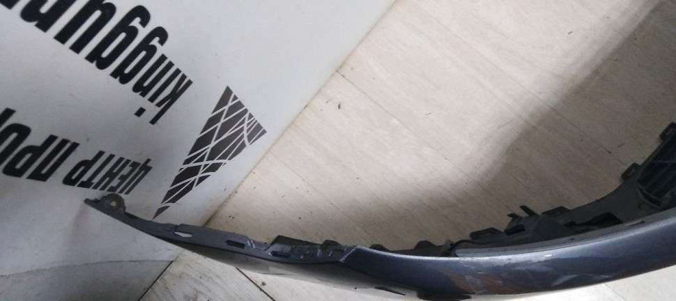 Бампер передний Volkswagen Golf 6 oem 5k0807221 Бампер передний Volkswagen Golf 6 oem 5k0807221