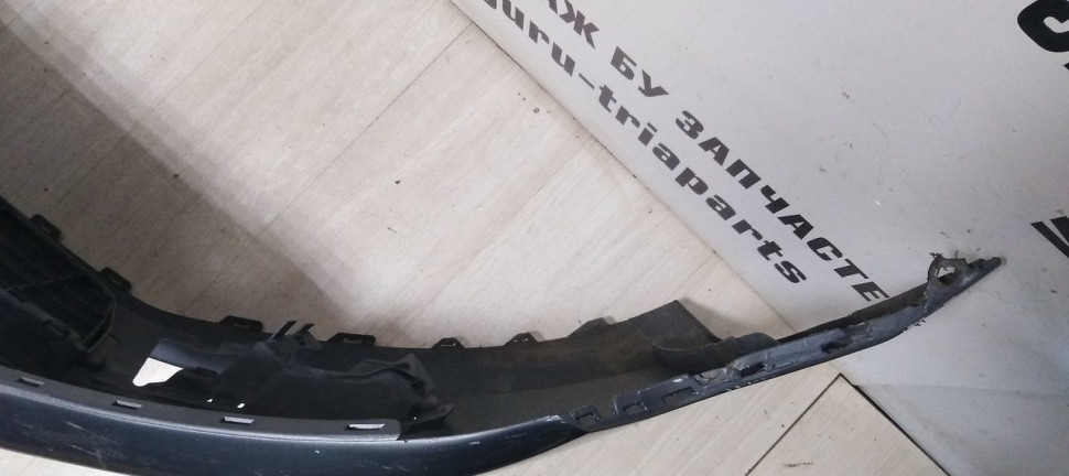 Бампер передний Volkswagen Golf 6 oem 5k0807221 Бампер передний Volkswagen Golf 6 oem 5k0807221