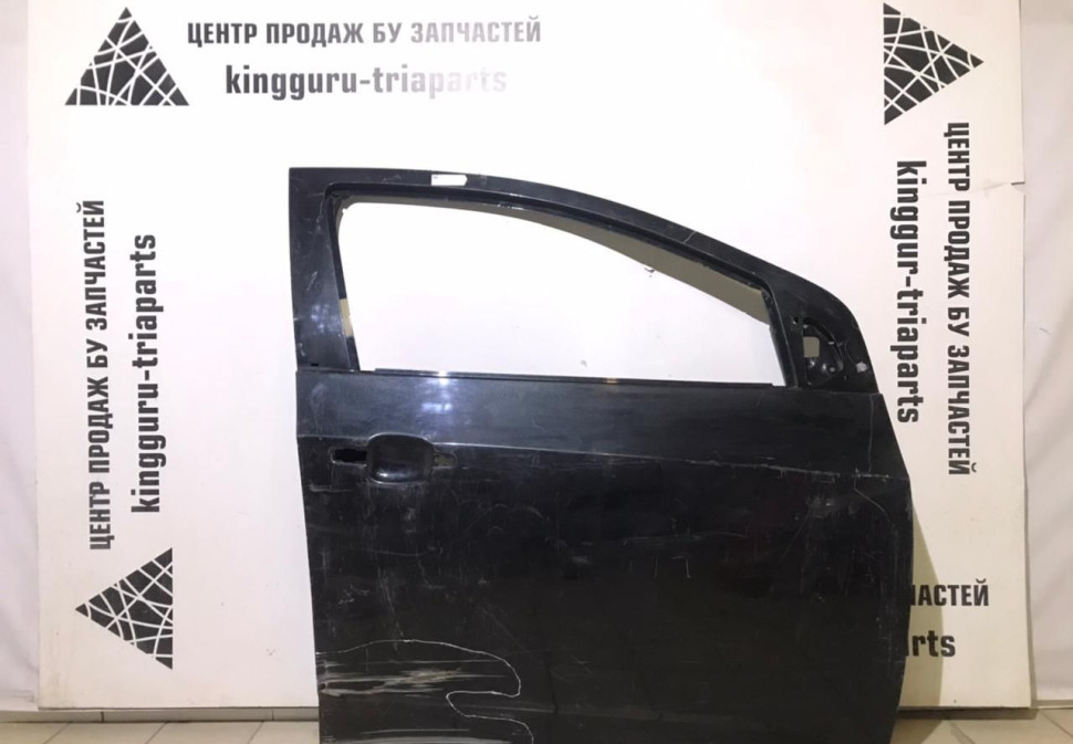 Дверь передняя правая Chevrolet Aveo T300 OEM 95940508 (скл -3)