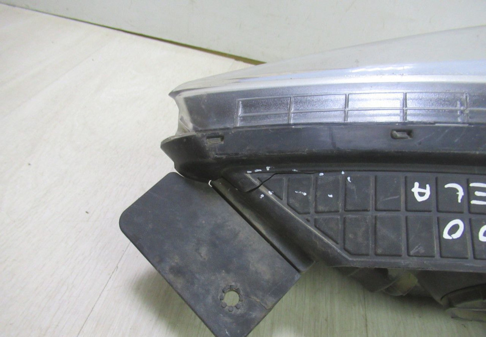 Фара  правая галоген (диодная,линзованная)  Hyundai Creta oem 92102m0100