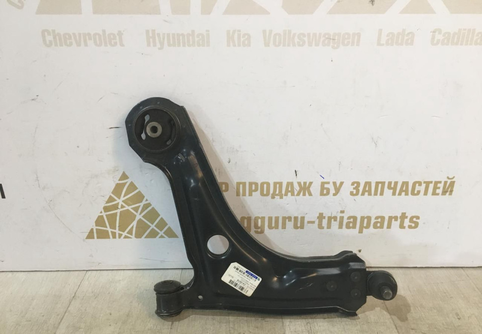 Рычаг передний правый Chevrolet Rezzo 2000-2010 oem  96423220