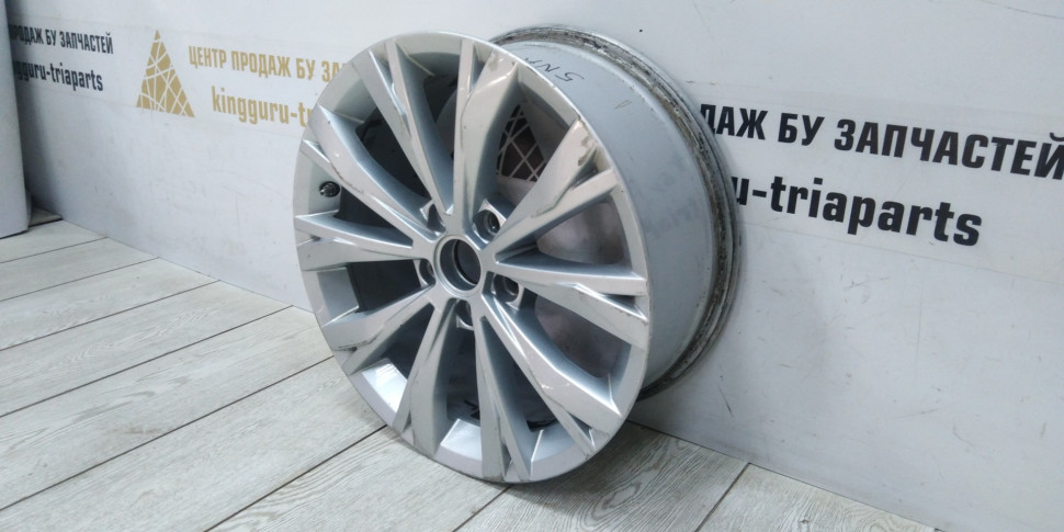 Диск литой R17 Volkswagen Tiguan 2 2016 OEM 5NA601025 Диск литой R17 Volkswagen Tiguan 2 2016 OEM 5NA601025