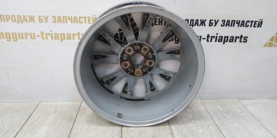 Диск литой R17 Volkswagen Tiguan 2 2016 OEM 5NA601025 Диск литой R17 Volkswagen Tiguan 2 2016 OEM 5NA601025