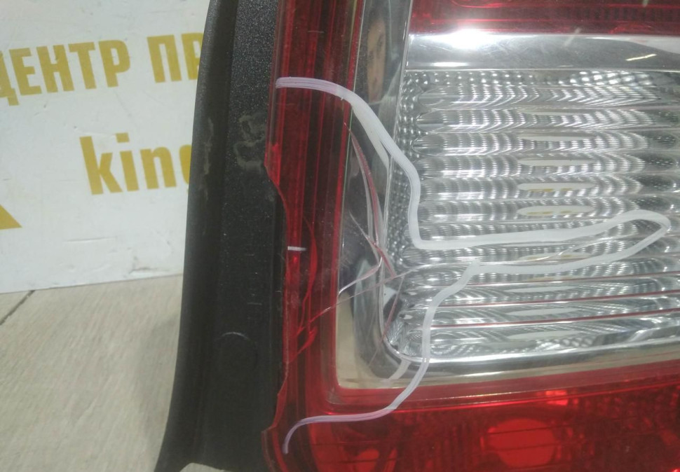 Фонарь правый бу Renault Logan 2 OEM 265501454R Фонарь правый бу Renault Logan 2 OEM 265501454R