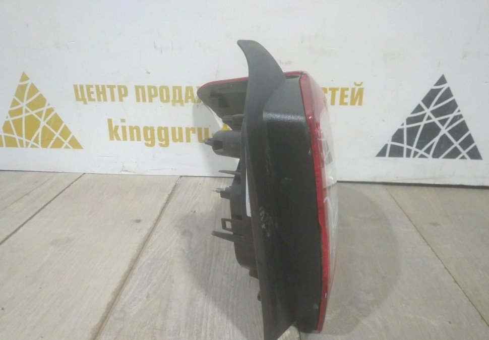 Фонарь правый бу Renault Logan 2 OEM 265501454R Фонарь правый бу Renault Logan 2 OEM 265501454R