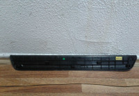 Площадка (накладка порога, подножка) передняя правая Hyundai Santa Fe (12>) oem 858832w000