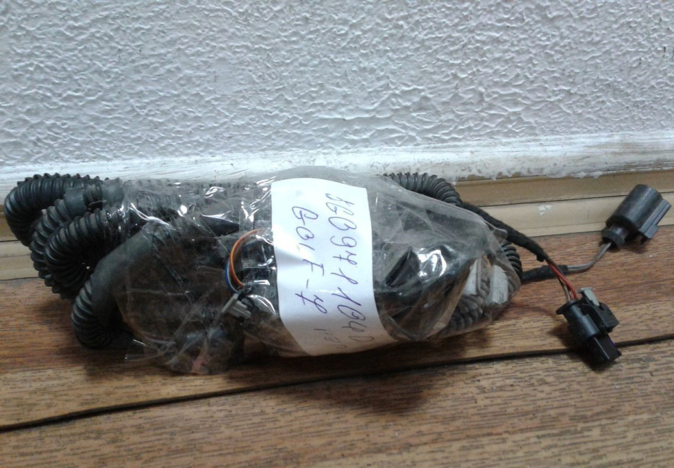 Проводка (жгут проводов) заднего бампера Volkswagen Golf 7 (12>) oem 5g0971104d