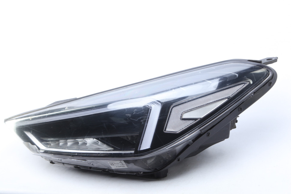 Фара левая LED Hyundai Tucson 3 рестайлинг 2018 OEM 92101D7700 Фара левая LED Hyundai Tucson 3 рестайлинг 2018 OEM 92101D7700