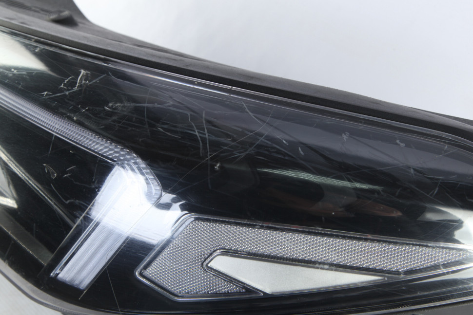 Фара левая LED Hyundai Tucson 3 рестайлинг 2018 OEM 92101D7700 Фара левая LED Hyundai Tucson 3 рестайлинг 2018 OEM 92101D7700