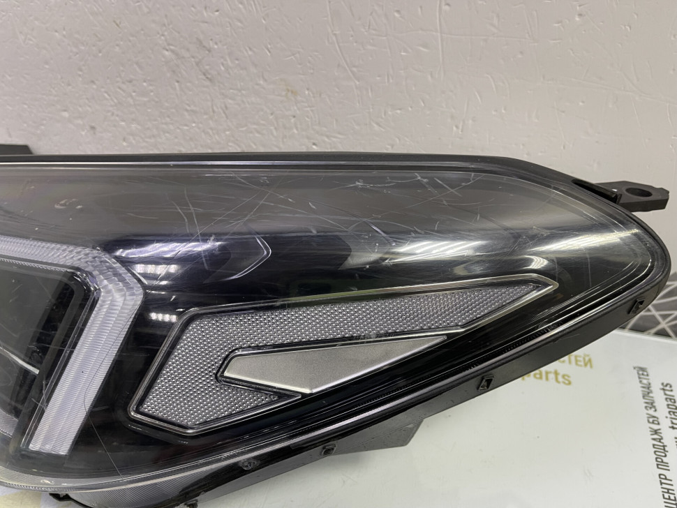 Фара левая LED Hyundai Tucson 3 рестайлинг 2018 OEM 92101D7700 Фара левая LED Hyundai Tucson 3 рестайлинг 2018 OEM 92101D7700