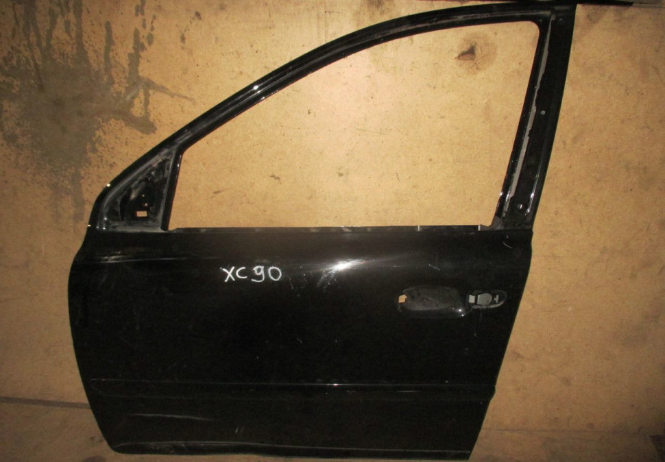 Дверь передняя левая Volvo XC-90 бу (Скл-3)