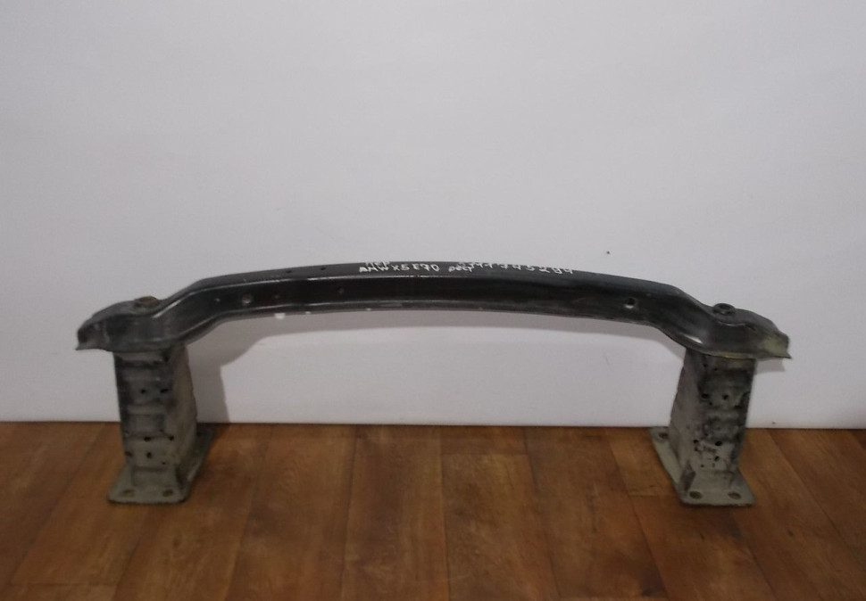 Усилитель переднего бампера бу BMW X5 E70 рестайлинг OEM 511745294