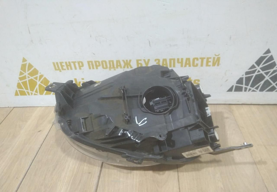 Фара ЛЭД LED правая бу Mini Cooper F56 рестайлинг OEM 63118737594 Фара ЛЭД LED правая бу Mini Cooper F56 рестайлинг OEM 63118737594