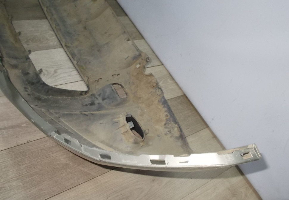 Бампер передний бу Renault Duster OEM 620227924R Бампер передний бу Renault Duster OEM 620227924R