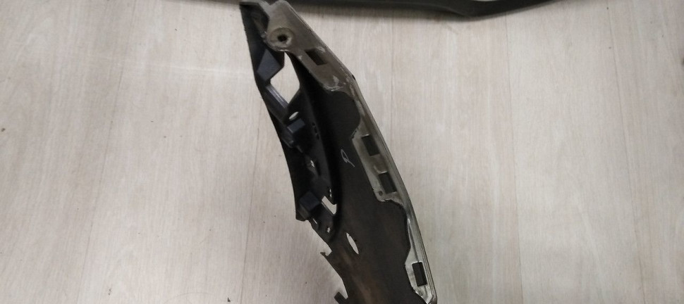 Бампер передний Volkswagen Tiguan 2 oem 5NR807221