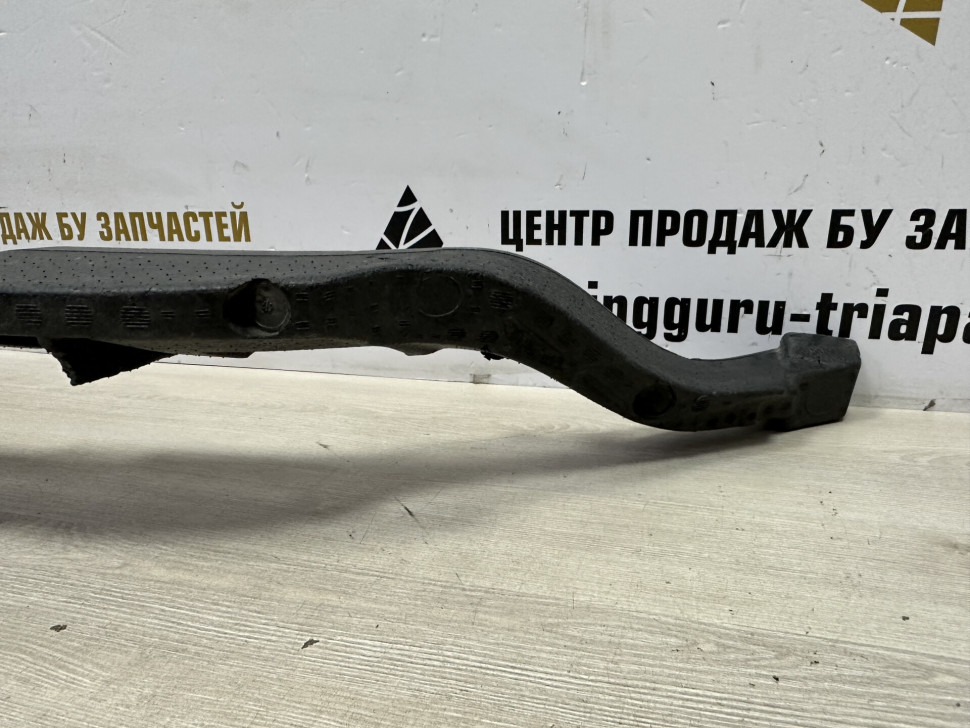 Абсорбер переднего бампера Volkswagen Tiguan 2 oem 5na807248j Абсорбер переднего бампера Volkswagen Tiguan 2 oem 5na807248j