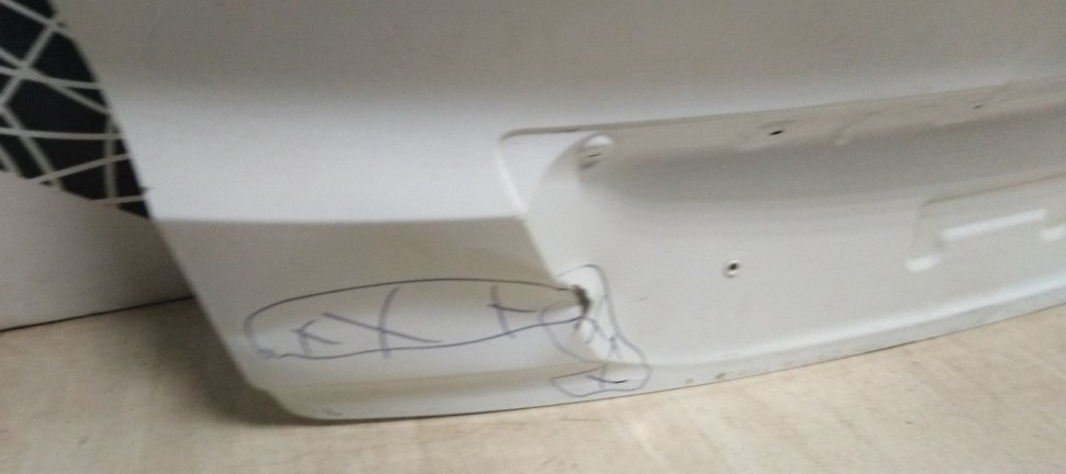 Крышка багажника Hyundai Creta oem 73700M0000 (скл-3) Крышка багажника Hyundai Creta oem 73700M0000 (скл-3)