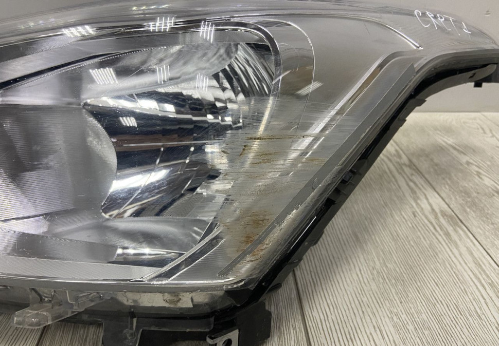 Фара левая галоген Hyundai Creta 2016 em 92101M0000