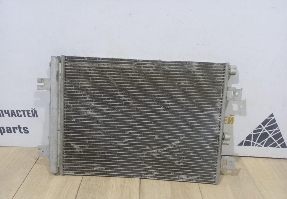 Радиатор кондиционера бу Renault Logan 1 OEM 921007794R