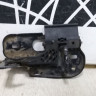 Крюк замка капота Volkswagen Passat B6 oem 3C0823480A