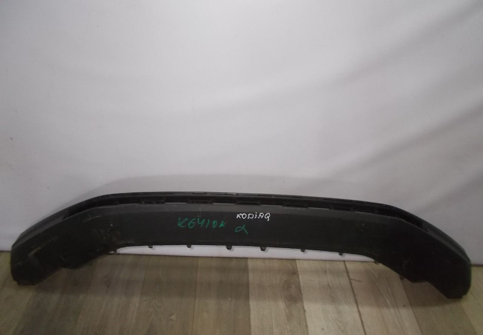 Спойлер переднего бампера бу Skoda Kodiaq OEM 565807061