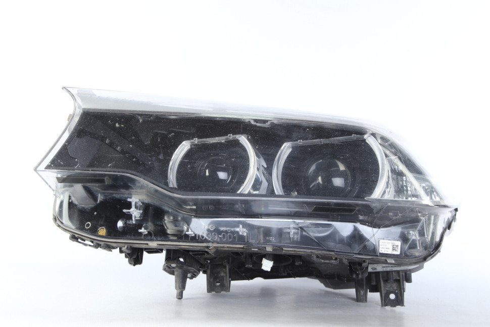 Фара ЛЭД LED не адаптив левая бу BMW 5 G30 OEM 63117214953