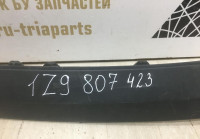 Молдинг заднего бампера Skoda Octavia A5 2004-2013 oem 1Z9807423