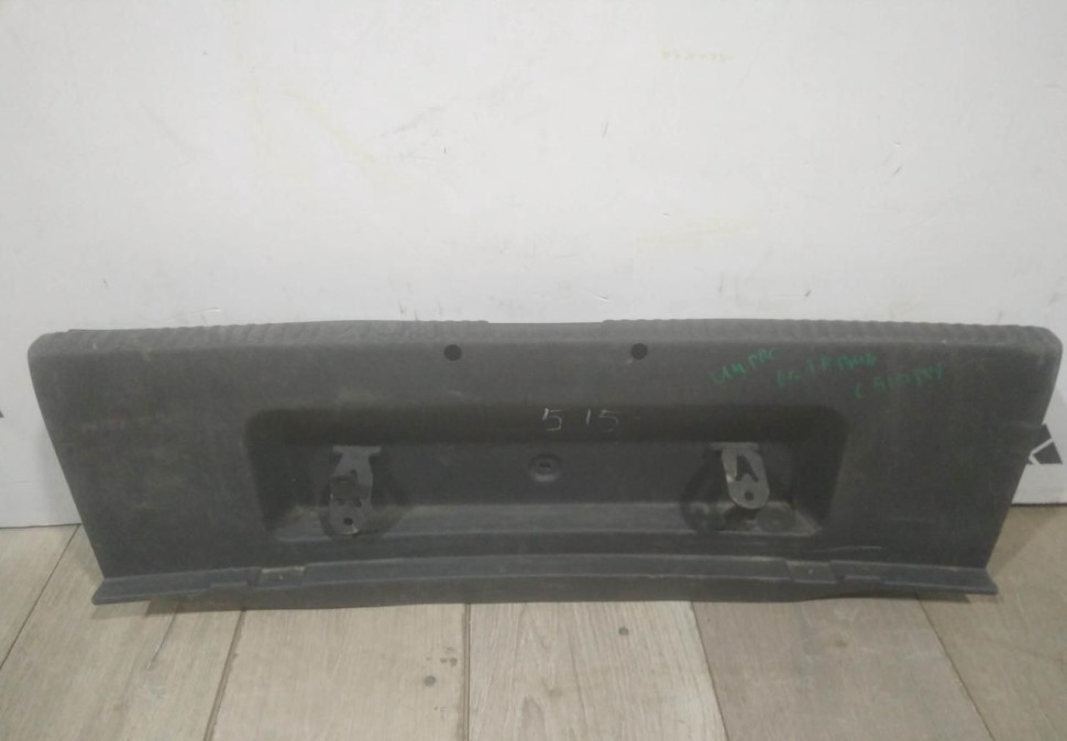 Обивка задней панели бу Skoda Octavia A7 OEM 5E5863485