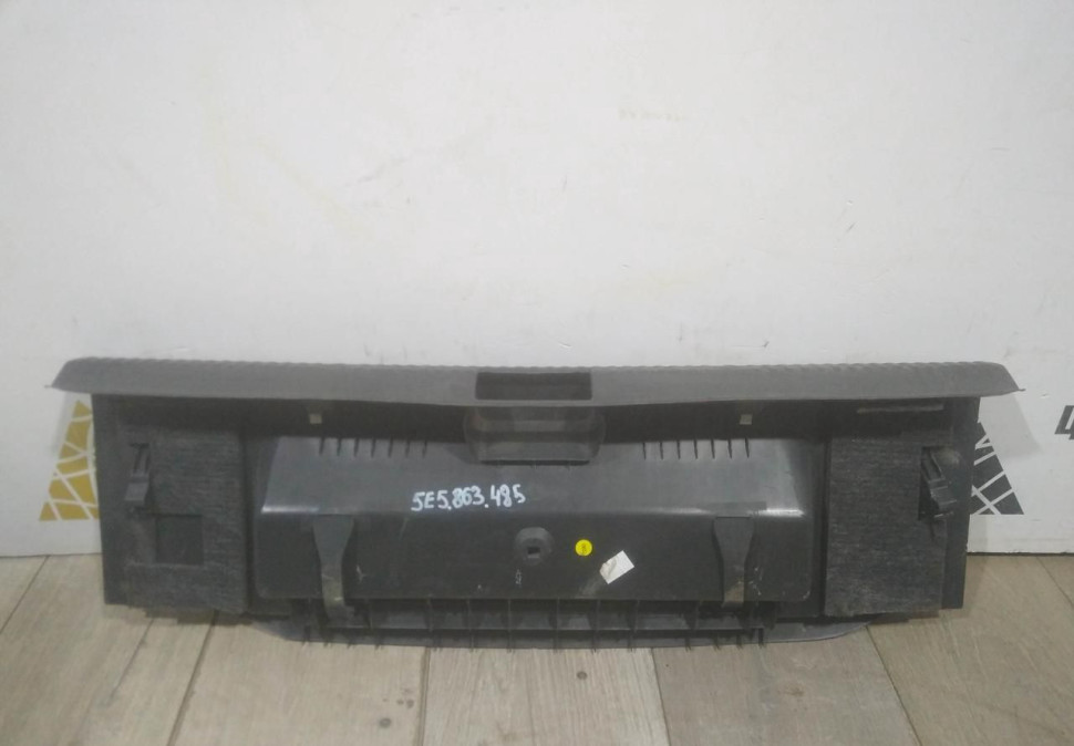 Обивка задней панели бу Skoda Octavia A7 OEM 5E5863485 Обивка задней панели бу Skoda Octavia A7 OEM 5E5863485