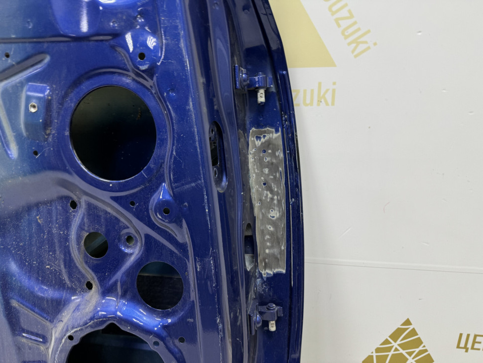 Дверь задняя левая бу Skoda Octavia A7 OEM 5E5833051A Дверь задняя левая бу Skoda Octavia A7 OEM 5E5833051A